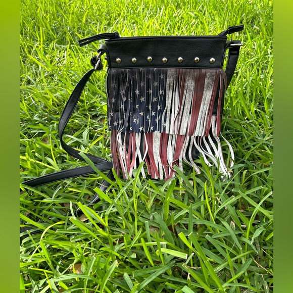 Handbags - Distressed American Flag Fringe Crossbody